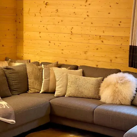 Charming With Splendid Views Near Gstaad Villa *