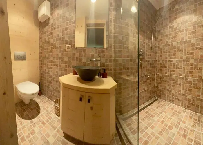 Charming With Splendid Views Near Gstaad Villa *