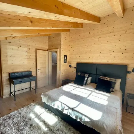 فيلة Charming With Splendid Views Near Gstaad